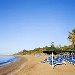 Oleholidays Adosado Villas Y Golf Guadalmina Urbanizacion Privada